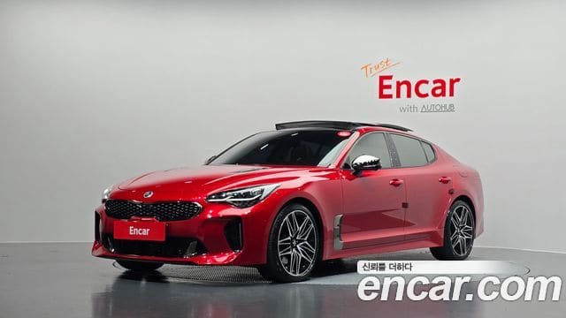 Kia Stinger — фото 1