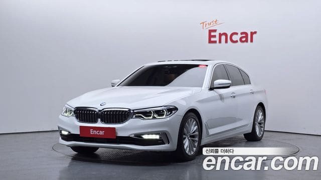 BMW 5 Series — фото 1