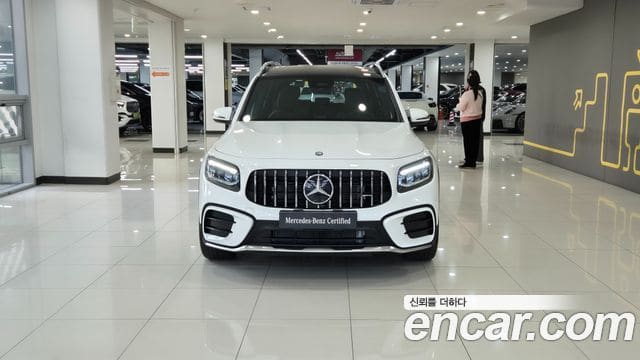 Mercedes-Benz GLB-Class — фото 1