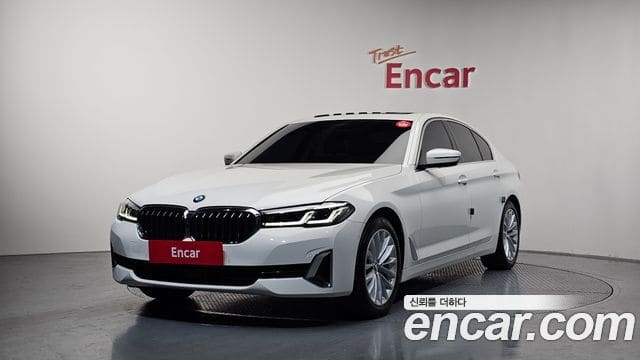 BMW 5 Series — фото 1