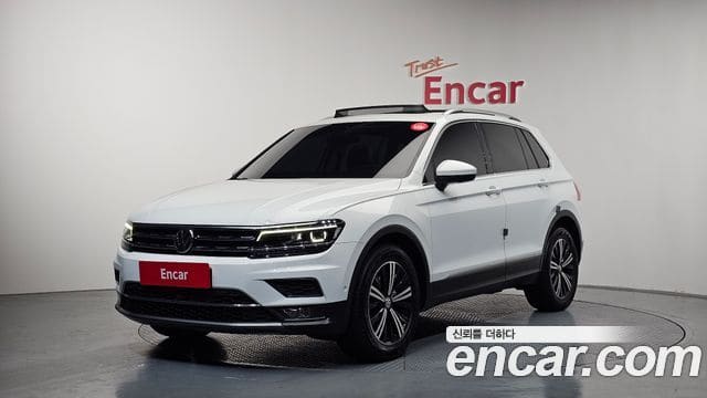 Volkswagen Tiguan — фото 1