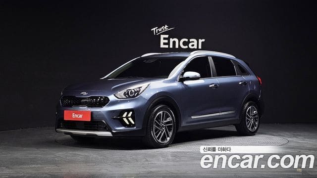 Kia Niro — фото 1