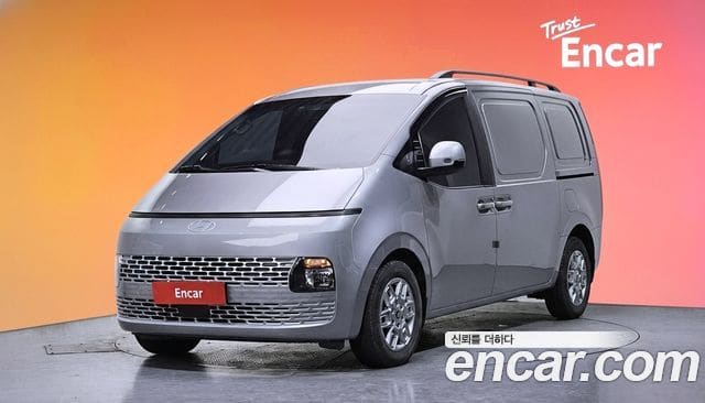 Hyundai Staria — фото 1