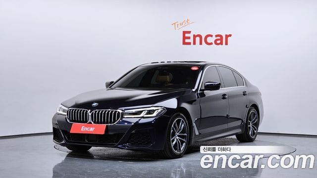BMW 5 Series — фото 1