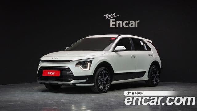 Kia Niro — фото 1