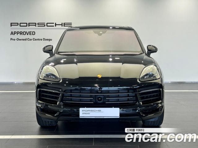 Porsche Cayenne — фото 1