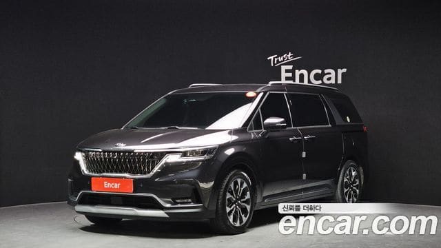 Kia Carnival — фото 1