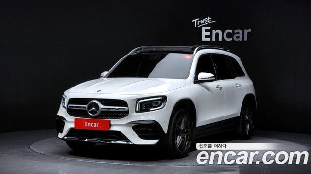 Mercedes-Benz GLB-Class — фото 1