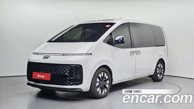 Hyundai Staria — фото 1