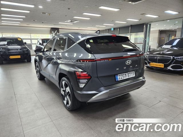 Hyundai Kona — фото 1
