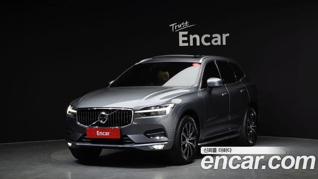 Volvo XC60 — фото 1