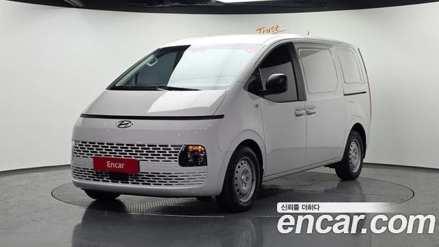 Hyundai Staria — фото 1