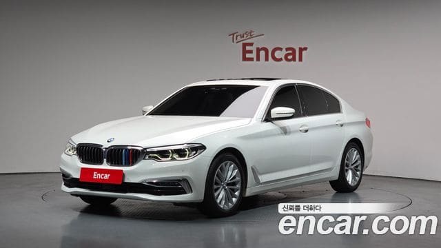 BMW 5 Series — фото 1