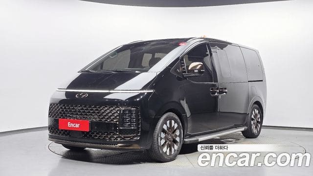 Hyundai Staria — фото 1