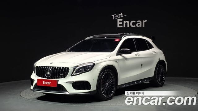 Mercedes-Benz GLA-Class — фото 1