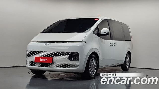 Hyundai Staria — фото 1