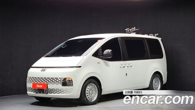 Hyundai Staria — фото 1