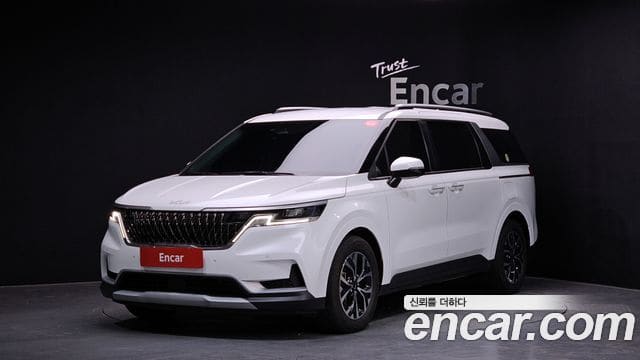 Kia Carnival — фото 1