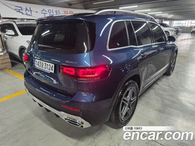 Mercedes-Benz GLB-Class — фото 1