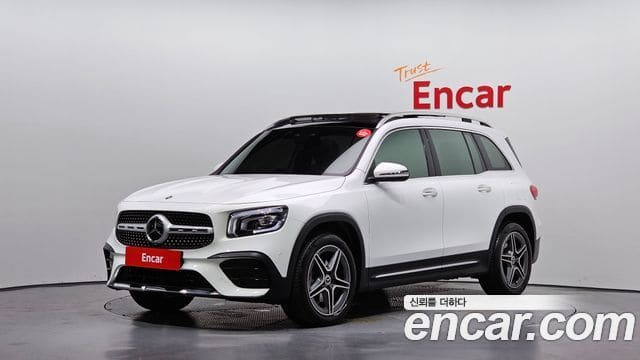 Mercedes-Benz GLB-Class — фото 1