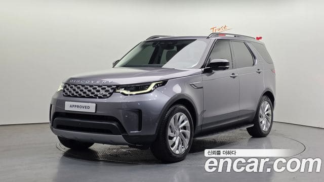 Land Rover Discovery 5 — фото 1