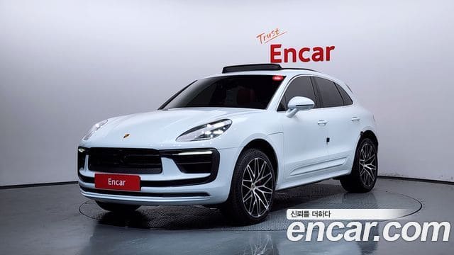 Porsche Macan — фото 1