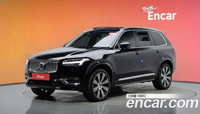 Volvo XC90 — фото 1