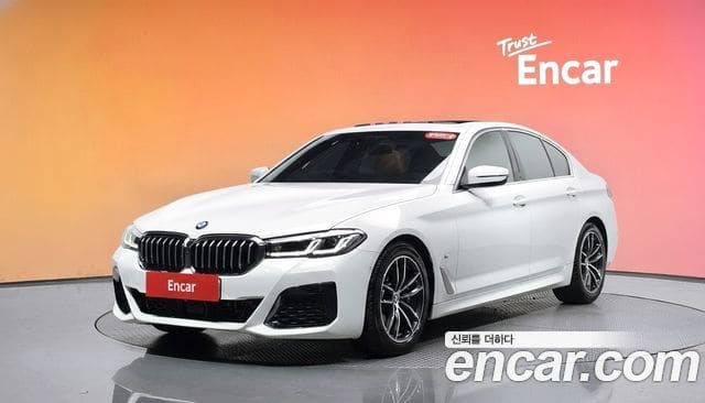 BMW 5 Series — фото 1