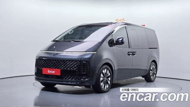 Hyundai Staria — фото 1