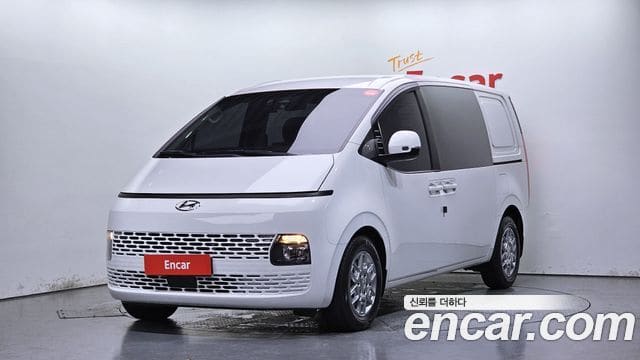 Hyundai Staria — фото 1