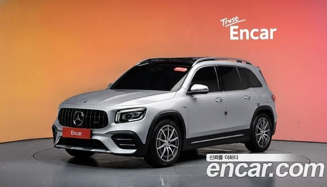 Mercedes-Benz GLB-Class — фото 1