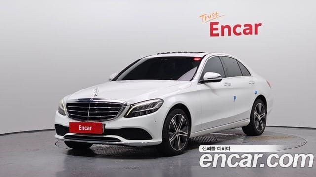Mercedes-Benz C-Class — фото 1