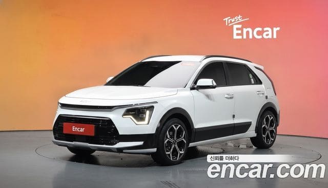 Kia Niro — фото 1