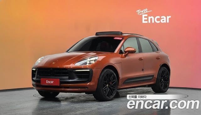 Porsche Macan — фото 1