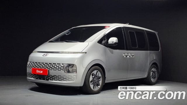 Hyundai Staria — фото 1