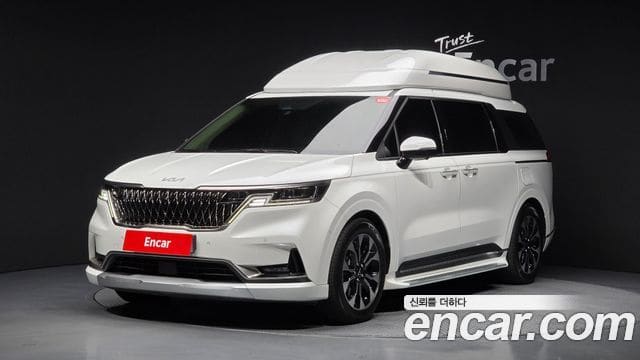 Kia Carnival — фото 1