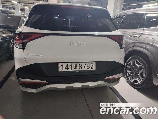 Kia Sportage — фото 1