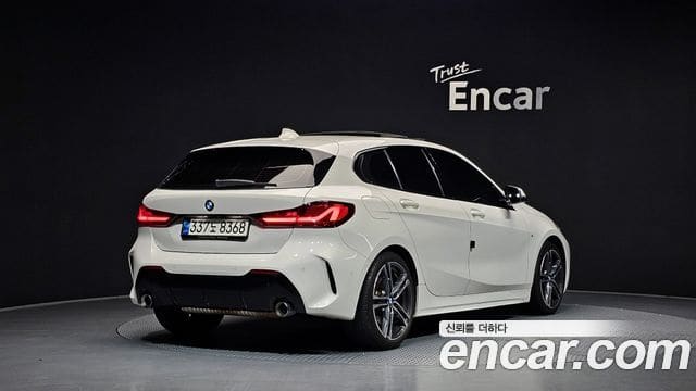 BMW 1 Series — фото 1