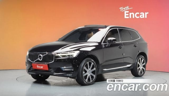 Volvo XC60 — фото 1