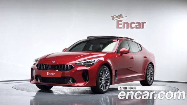 Kia Stinger — фото 1