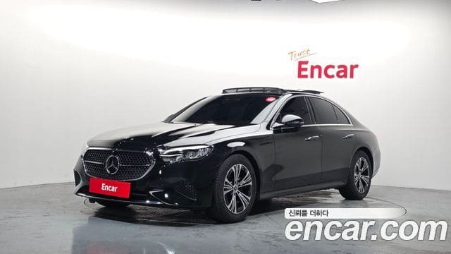 Mercedes-Benz E-Class — фото 1