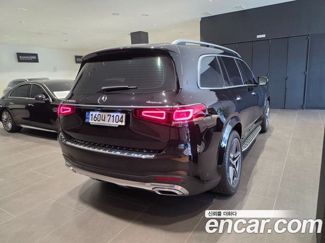 Mercedes-Benz GLS-Class — фото 1