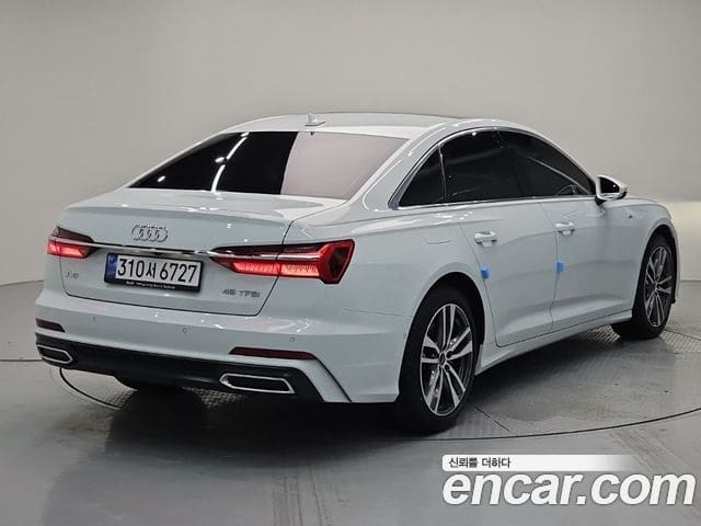 Audi A6 — фото 1