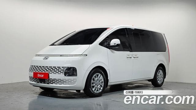 Hyundai Staria — фото 1