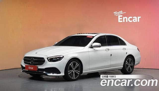 Mercedes-Benz E-Class — фото 1