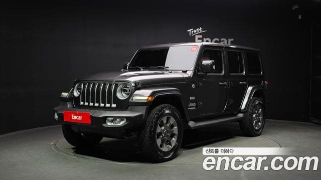 Jeep Wrangler — фото 1