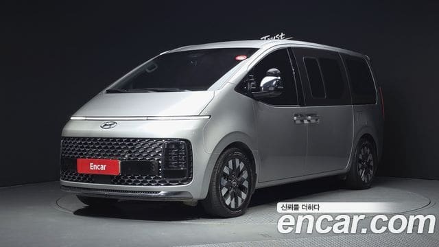 Hyundai Staria — фото 1
