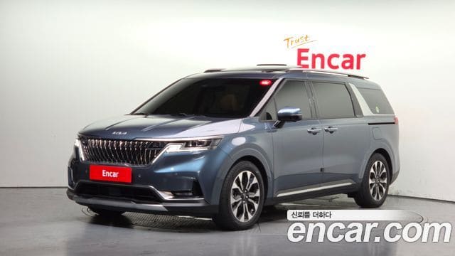 Kia Carnival — фото 1