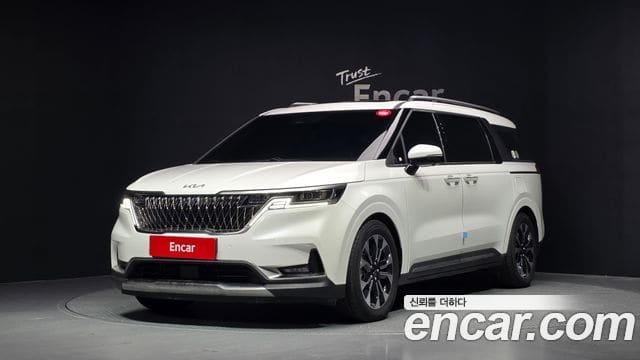 Kia Carnival — фото 1