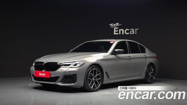 BMW 5 Series — фото 1